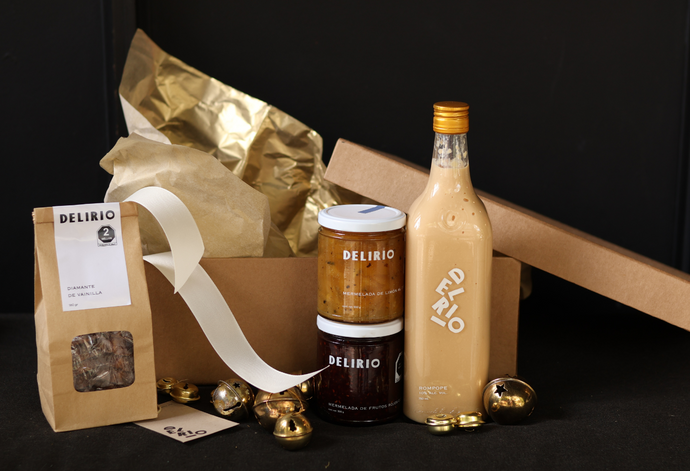 Regalo 7- Caja de cartón rígida grande