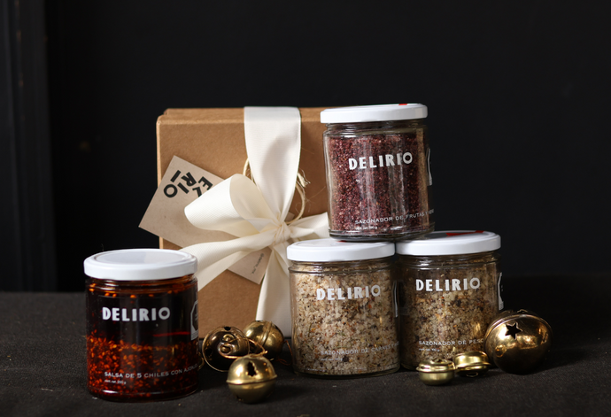 Regalo 9- Caja de cartón rígida chica