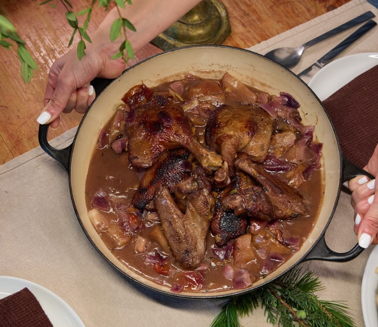 Pato al horno, braseado con manzana y ciruela roja 1.5 kg